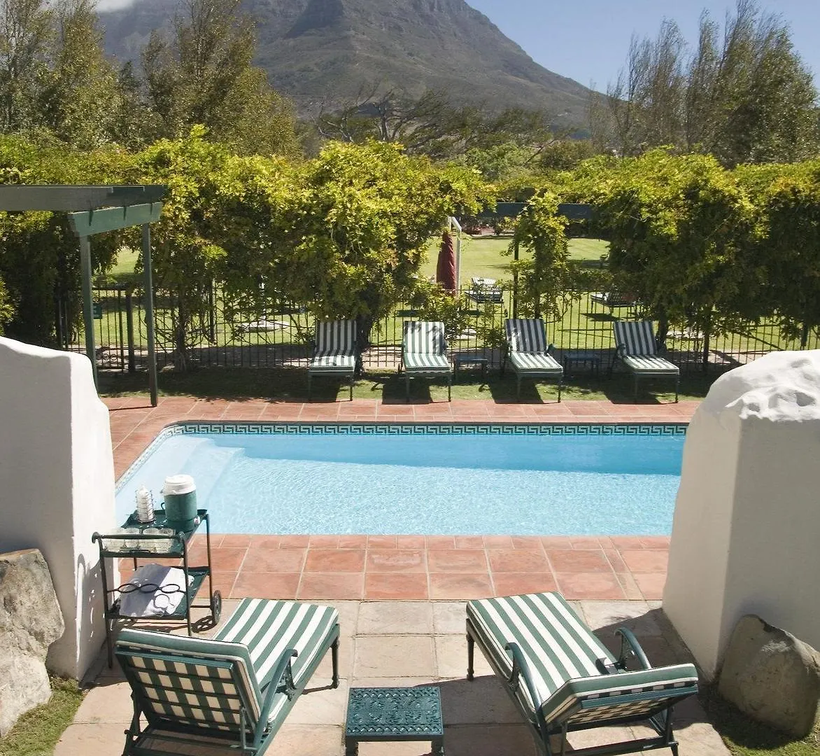 Protea Hotel Cape Town Mowbray 4*,